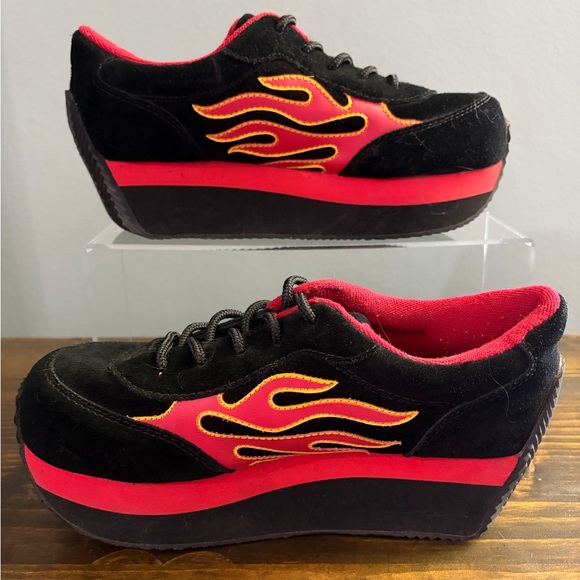 Rare Vintage 90’s Volatile Arson Black & Red Flame Platform Sneakers Women’s 8.5 - Picture 12 of 14